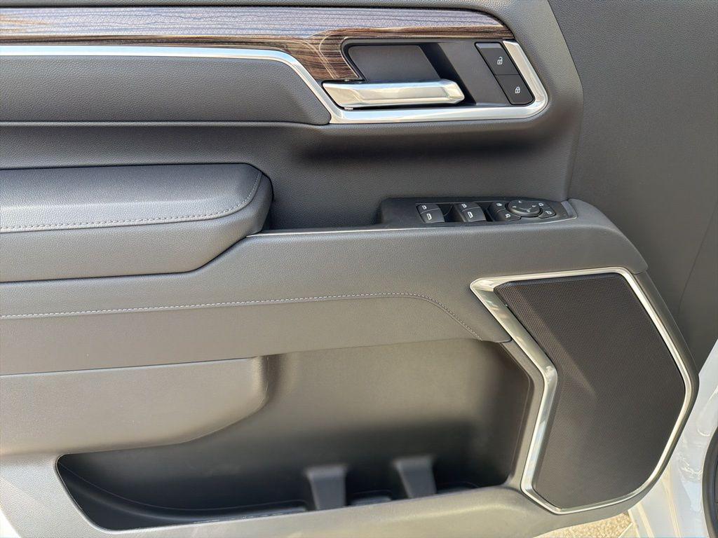 new 2026 Chevrolet Silverado 2500 car, priced at $69,000