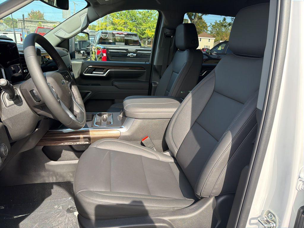 new 2026 Chevrolet Silverado 2500 car, priced at $69,000