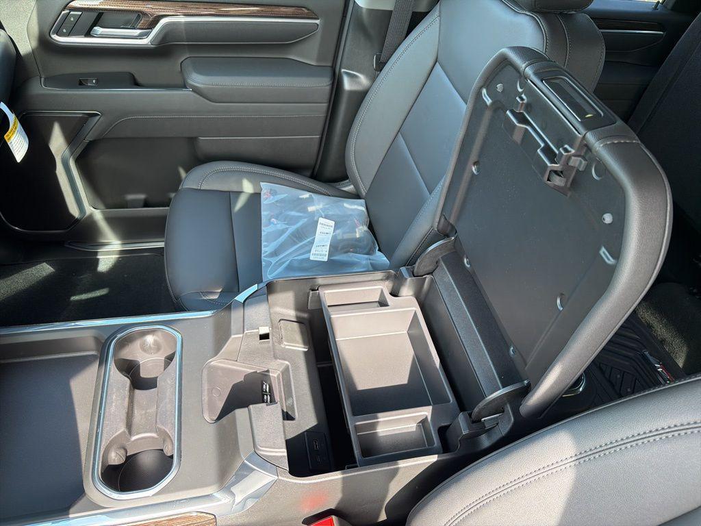 new 2026 Chevrolet Silverado 2500 car, priced at $69,000