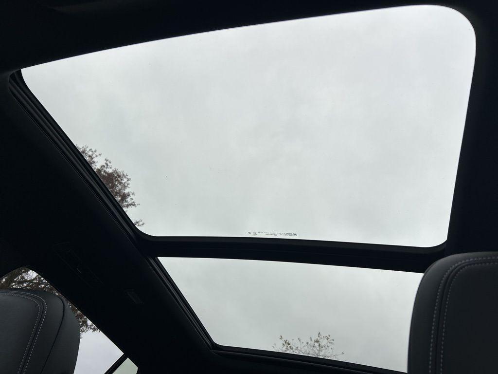 new 2026 Chevrolet Traverse car, priced at $48,415