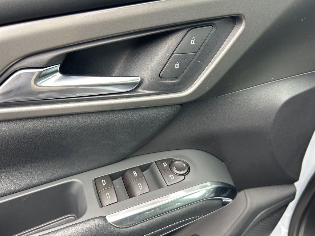 new 2026 Chevrolet Traverse car, priced at $48,415