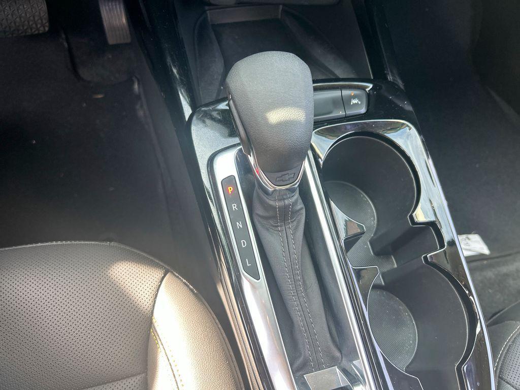 used 2024 Chevrolet Trax car, priced at $23,998