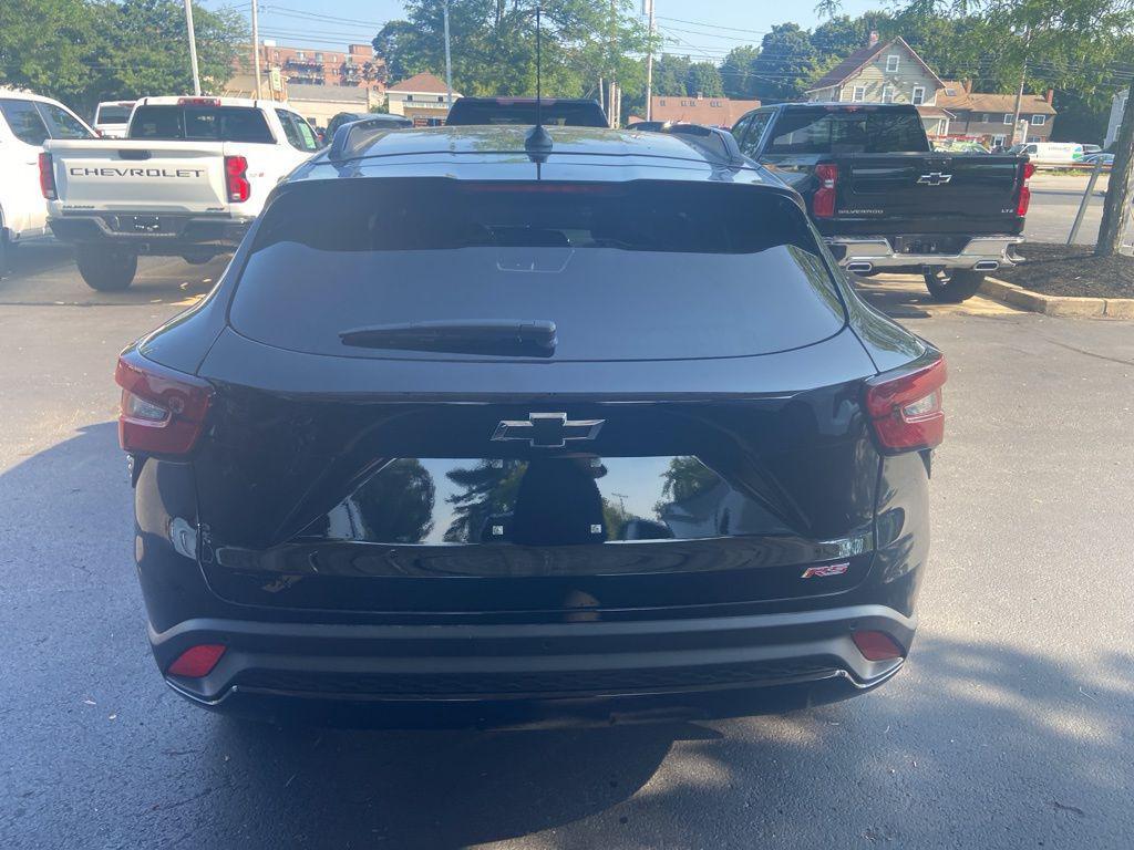 new 2025 Chevrolet Trax car, priced at $27,480