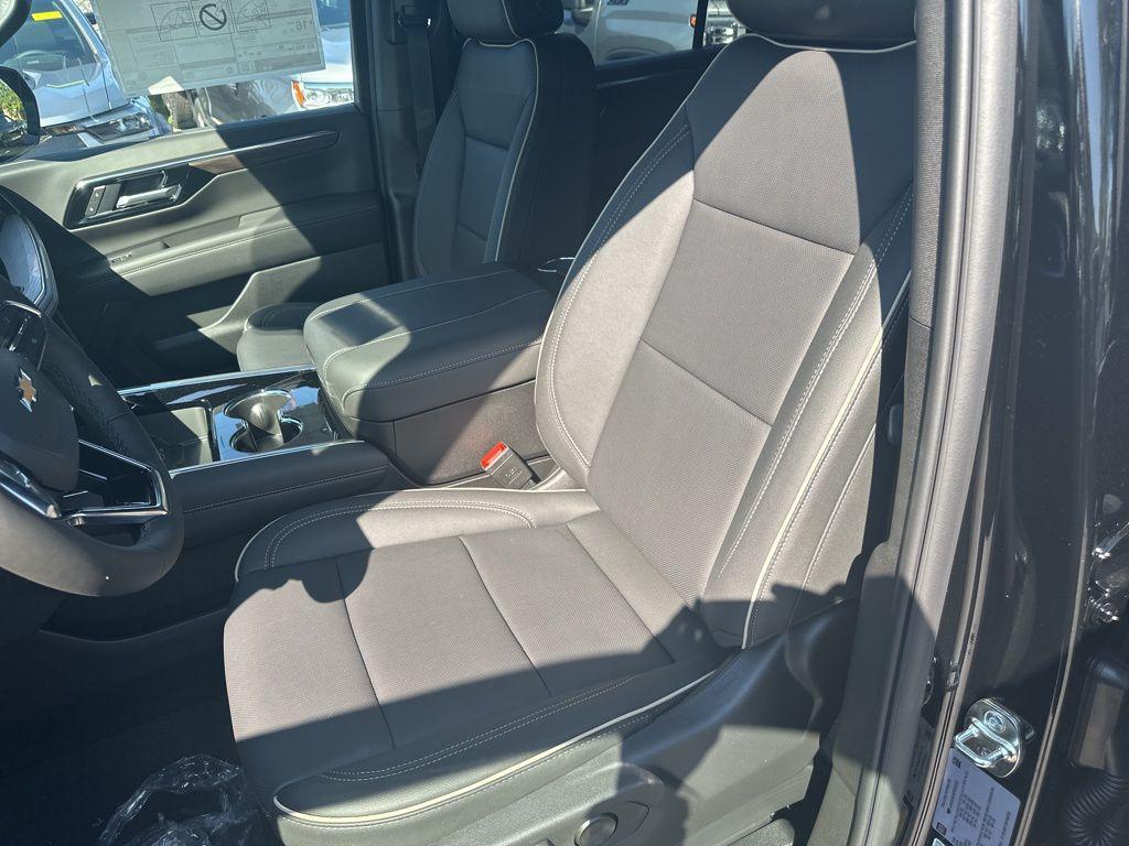 new 2026 Chevrolet Suburban car, priced at $88,105