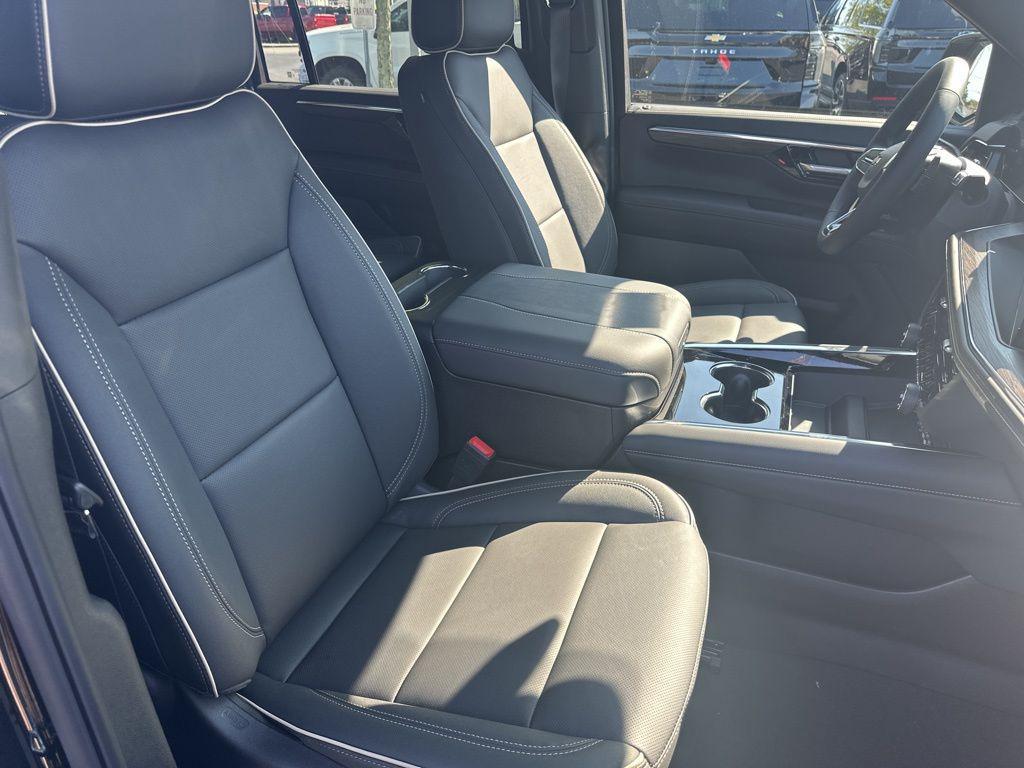 new 2026 Chevrolet Suburban car, priced at $88,105