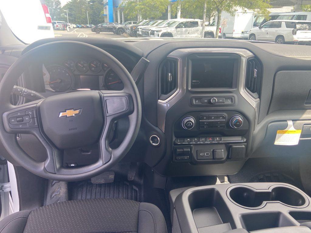 new 2025 Chevrolet Silverado 1500 car, priced at $45,525