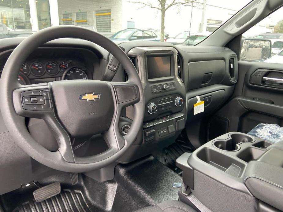 new 2024 Chevrolet Silverado 1500 car, priced at $46,275