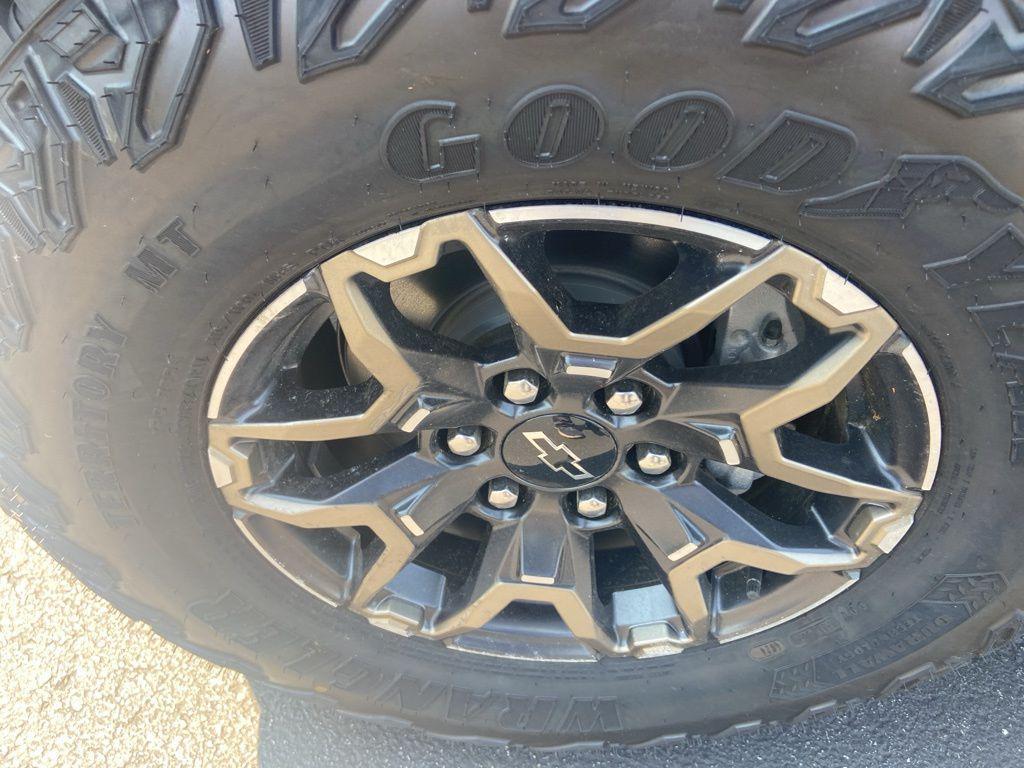new 2025 Chevrolet Colorado car, priced at $52,470
