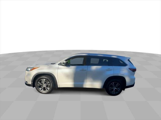 used 2016 Toyota Highlander car, priced at $19,995