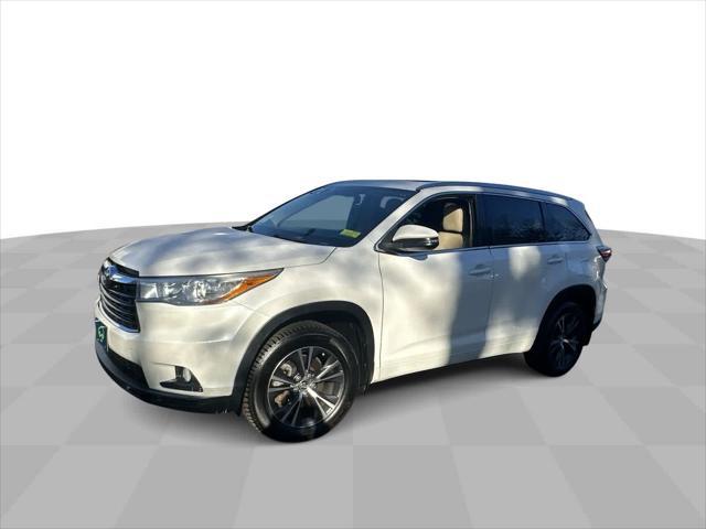 used 2016 Toyota Highlander car, priced at $19,995