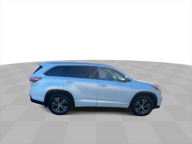 used 2016 Toyota Highlander car, priced at $19,995