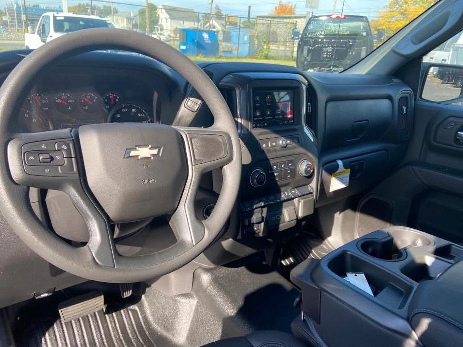 new 2024 Chevrolet Silverado 1500 car, priced at $40,180