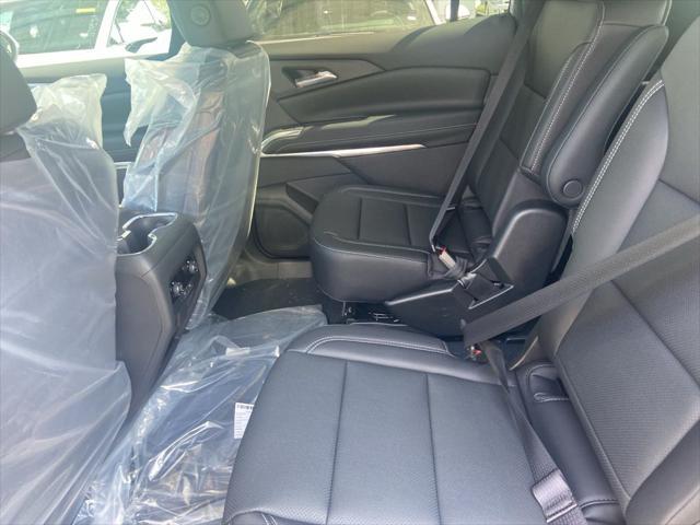 new 2025 Chevrolet Traverse car, priced at $47,060