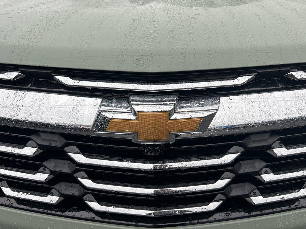 new 2026 Chevrolet Equinox car, priced at $33,545