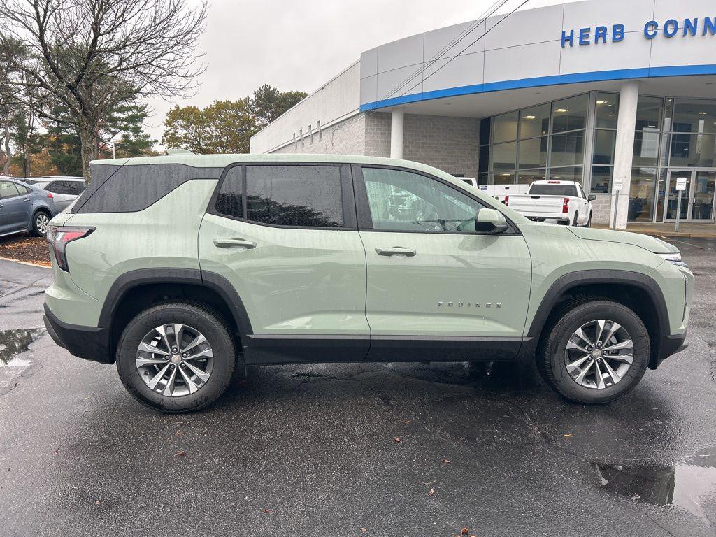 new 2026 Chevrolet Equinox car, priced at $33,545