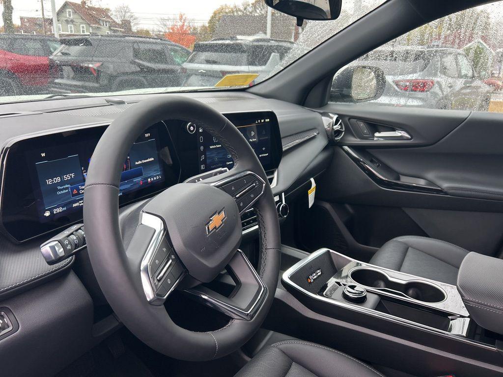 new 2026 Chevrolet Equinox car, priced at $33,545