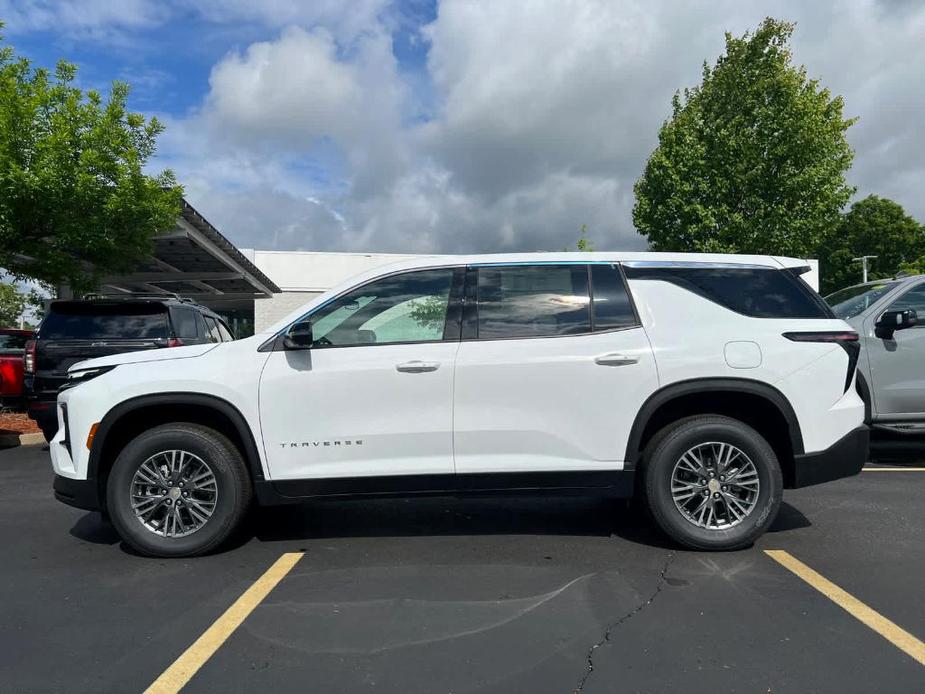 new 2024 Chevrolet Traverse car, priced at $38,995