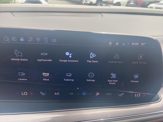 new 2025 Chevrolet Suburban car, priced at $77,320