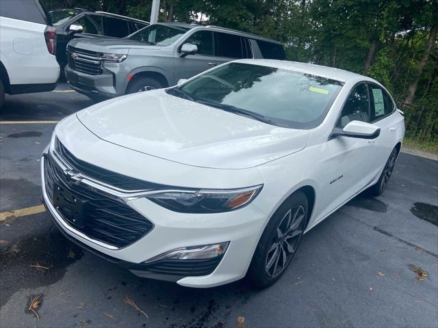 new 2025 Chevrolet Malibu car, priced at $28,570