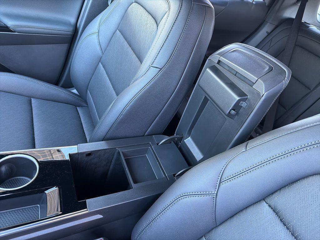 new 2026 Chevrolet Equinox car, priced at $34,815