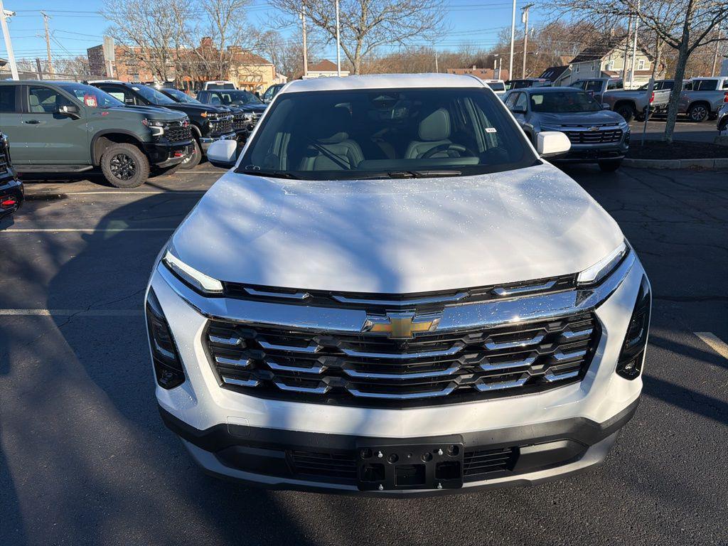 new 2026 Chevrolet Equinox car, priced at $34,815