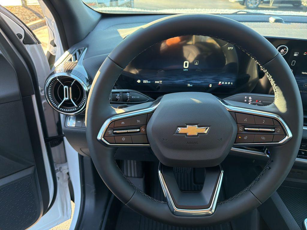 new 2026 Chevrolet Equinox car, priced at $34,815