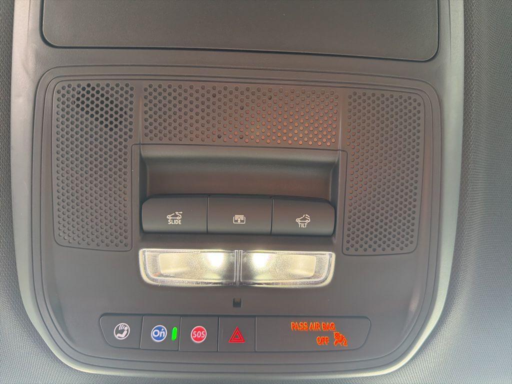 new 2026 Chevrolet Traverse car, priced at $52,445