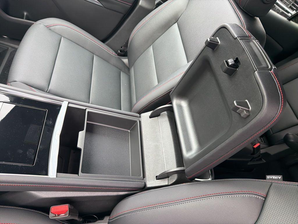 new 2026 Chevrolet Traverse car, priced at $52,445