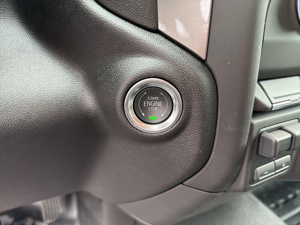 new 2025 Chevrolet Silverado 3500 car, priced at $52,283