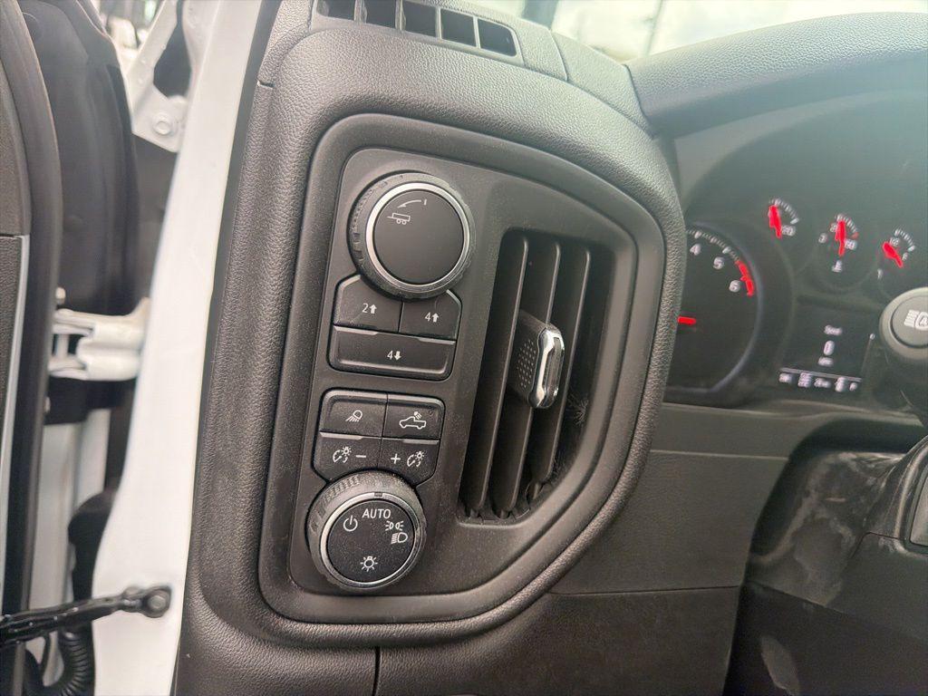 new 2025 Chevrolet Silverado 3500 car, priced at $52,283