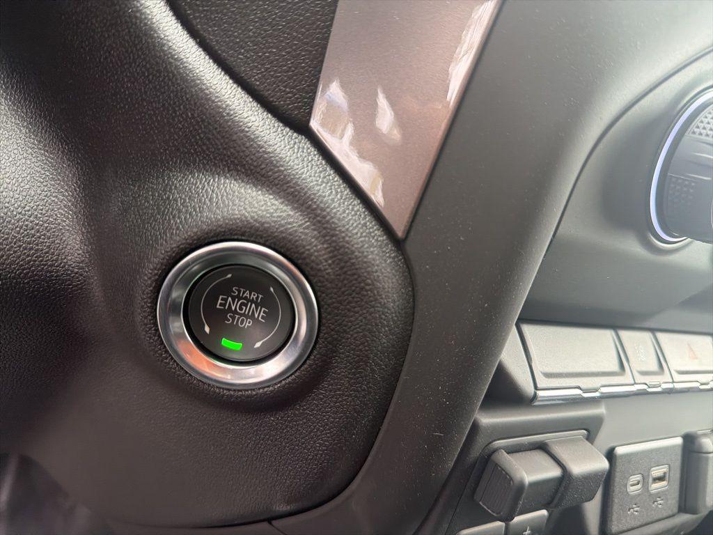 new 2025 Chevrolet Silverado 3500 car, priced at $52,283