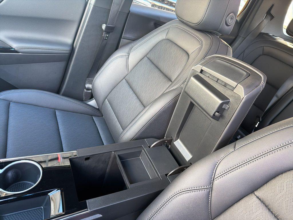 new 2026 Chevrolet Equinox car, priced at $34,815