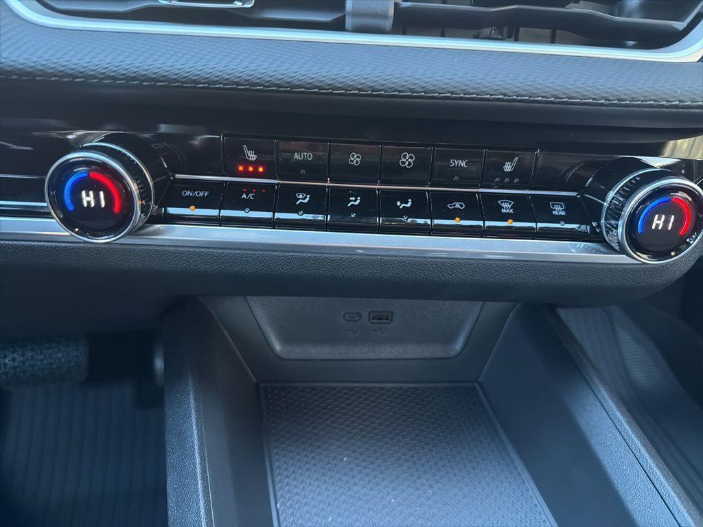 new 2026 Chevrolet Equinox car, priced at $34,815