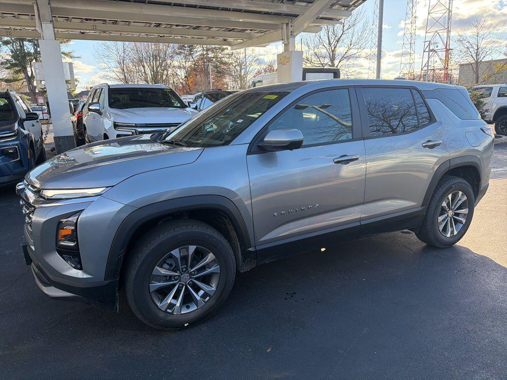 new 2026 Chevrolet Equinox car, priced at $34,815