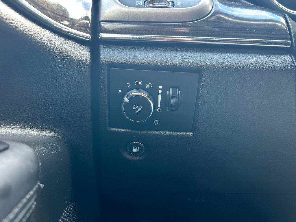 used 2018 Jeep Grand Cherokee car, priced at $19,250