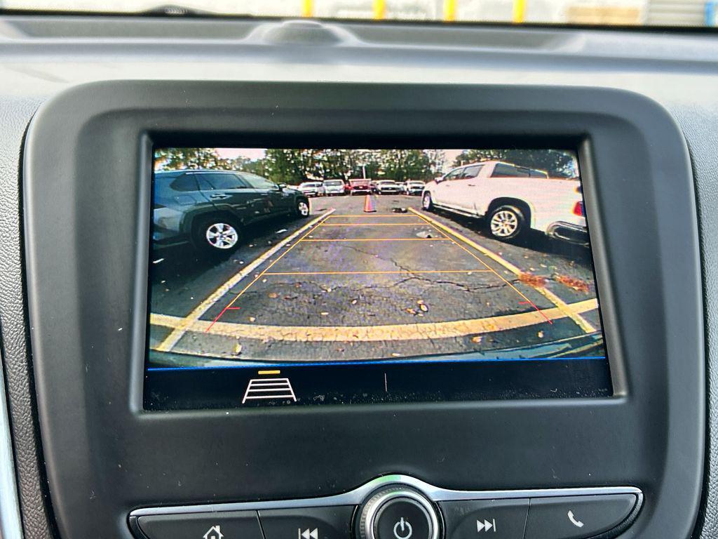 used 2020 Chevrolet Equinox car, priced at $13,998