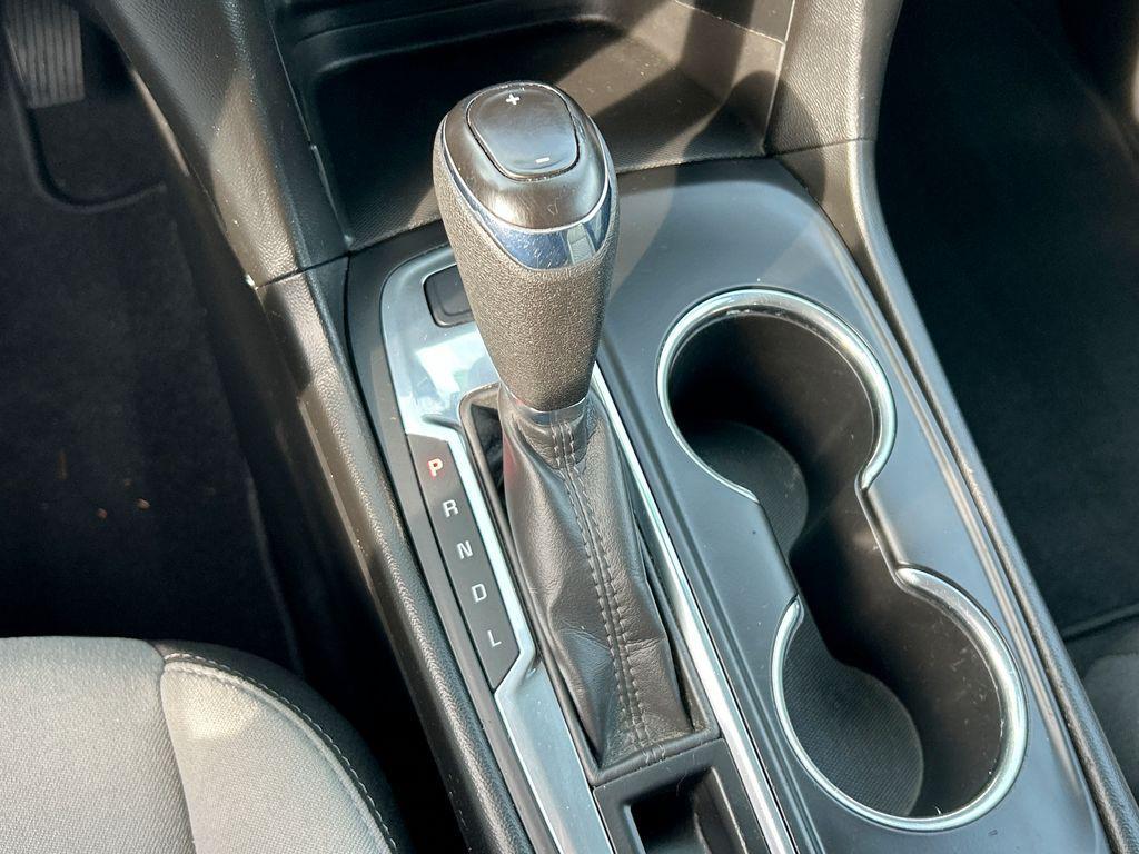 used 2020 Chevrolet Equinox car, priced at $13,998