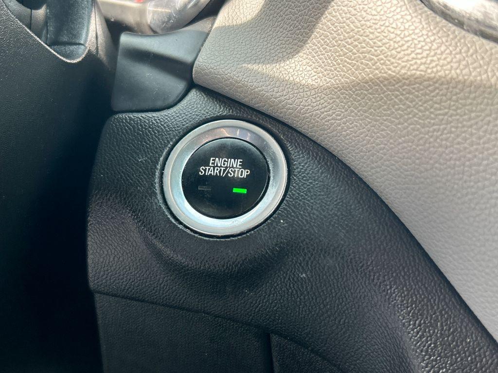 used 2020 Chevrolet Equinox car, priced at $13,998