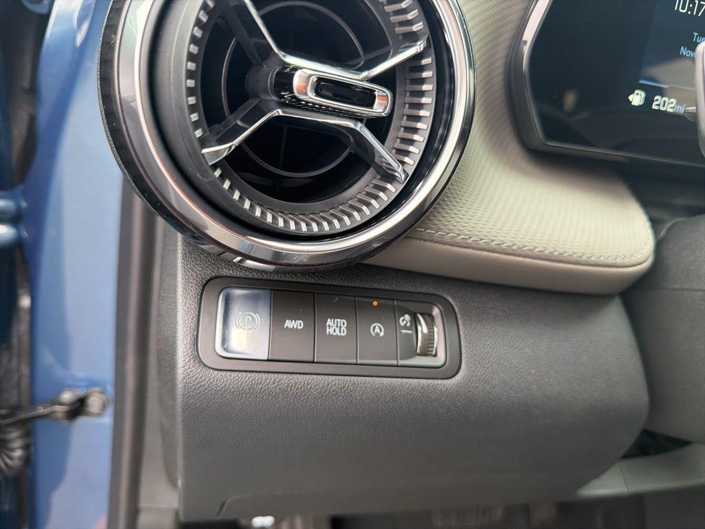 new 2026 Chevrolet Equinox car, priced at $33,545