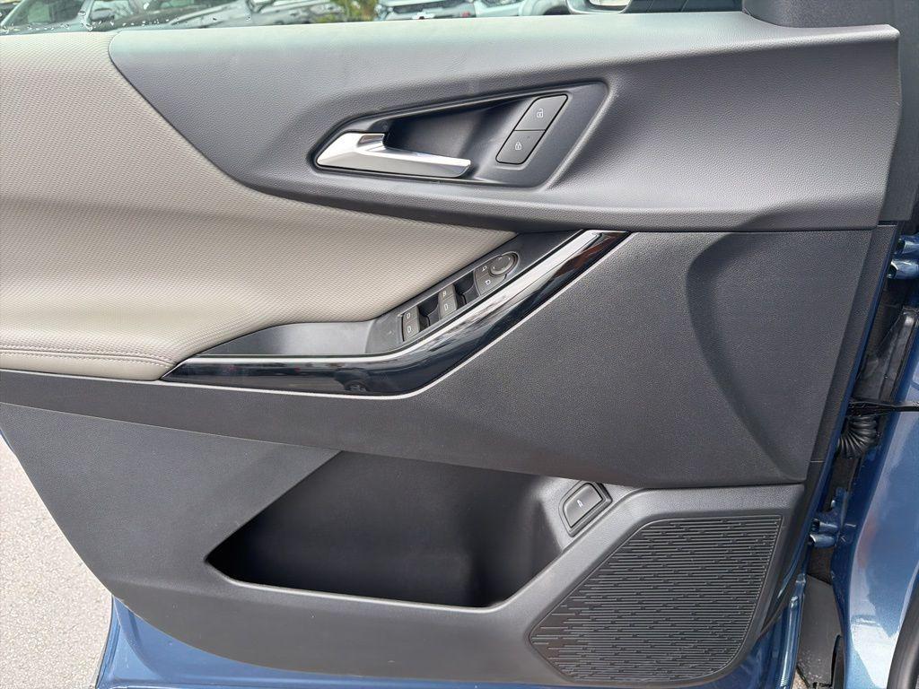 new 2026 Chevrolet Equinox car, priced at $33,545