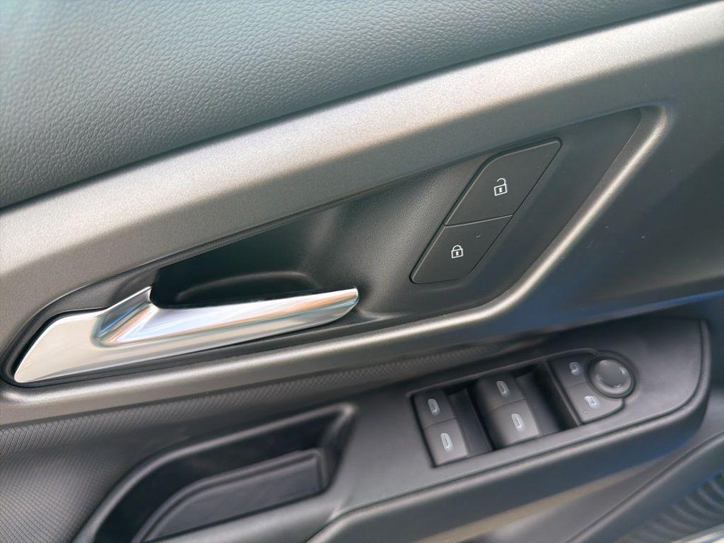 new 2026 Chevrolet Equinox EV car, priced at $31,995