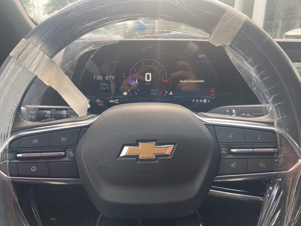 new 2026 Chevrolet Equinox car, priced at $33,590