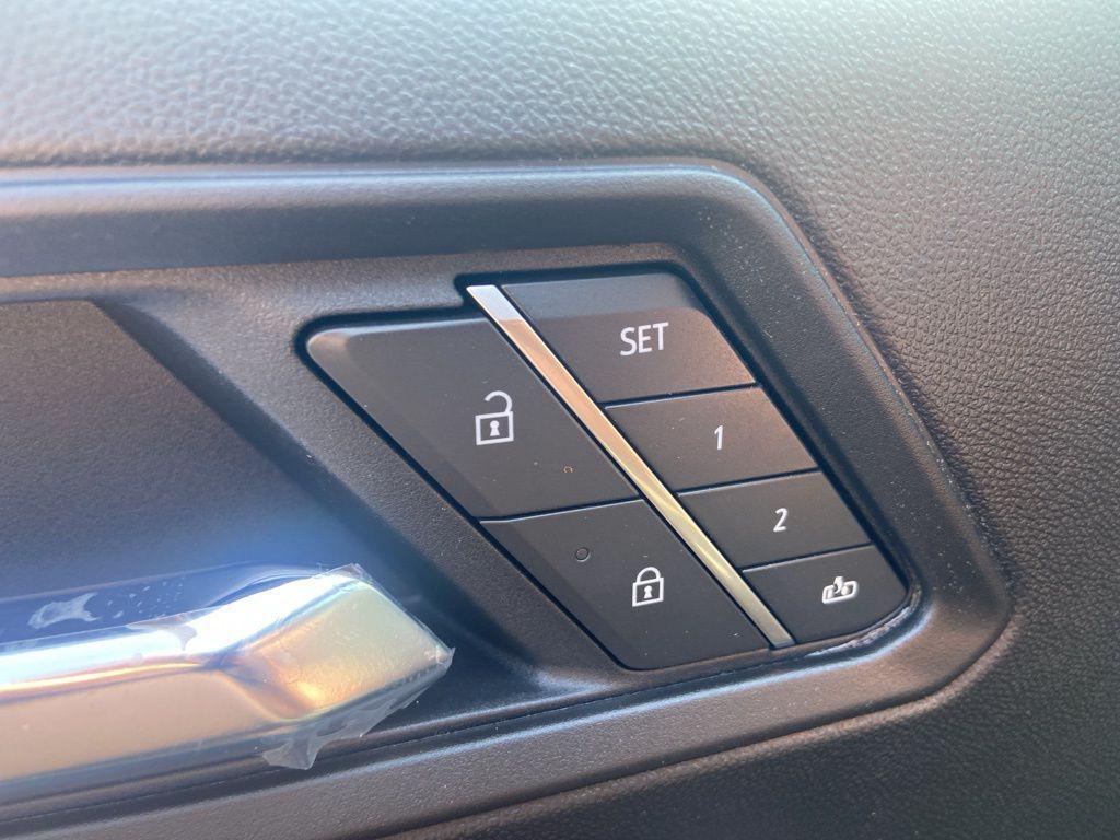 new 2025 Chevrolet Colorado car, priced at $52,995