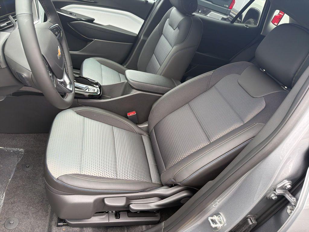 new 2026 Chevrolet Trax car, priced at $25,495