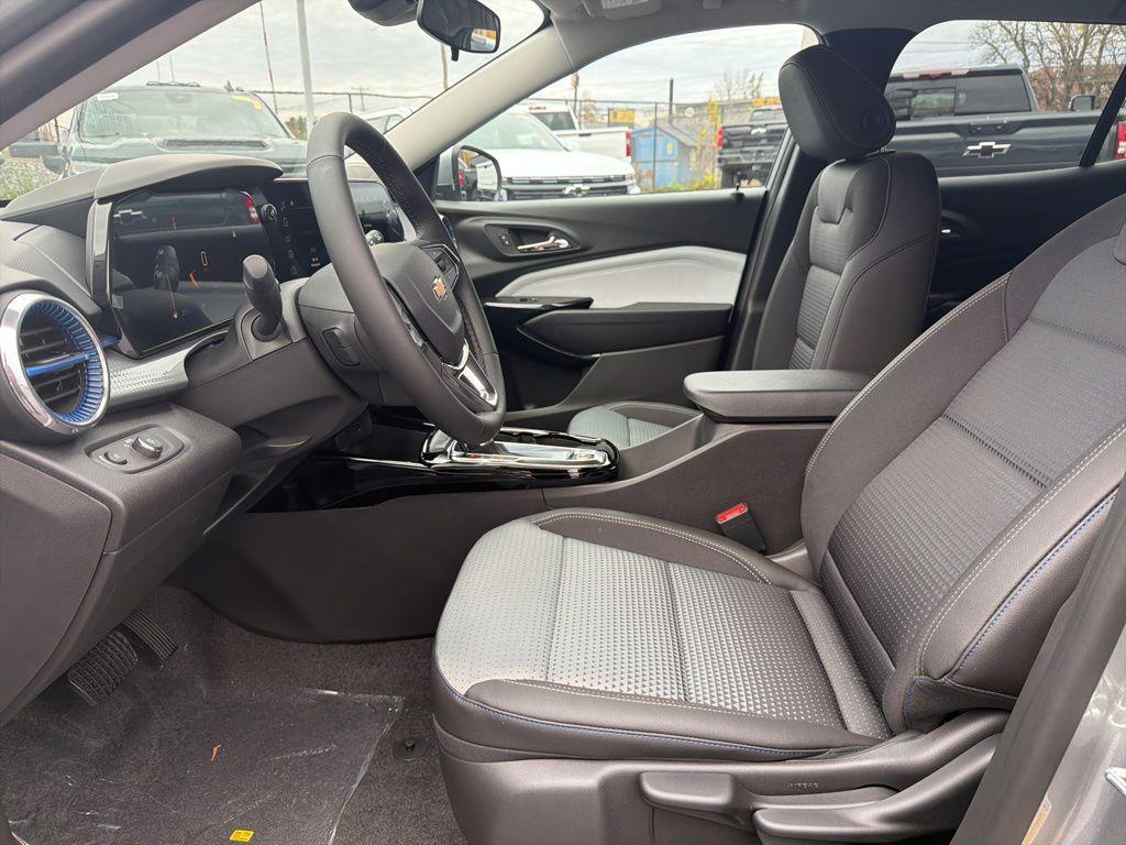 new 2026 Chevrolet Trax car, priced at $25,495