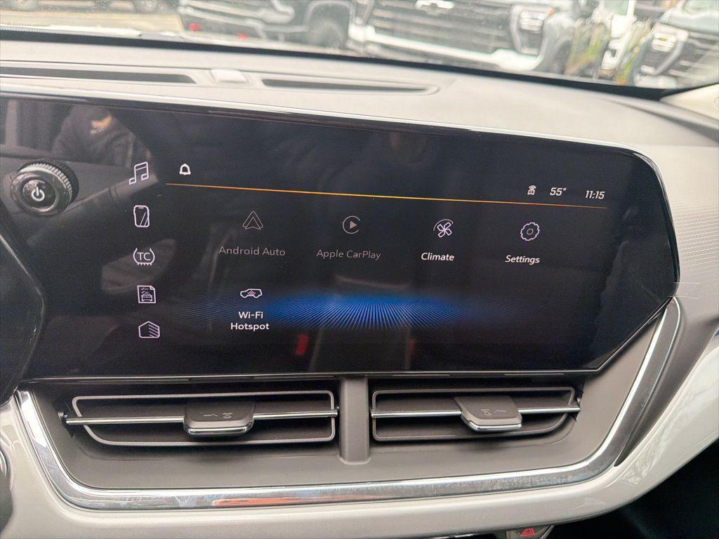 new 2026 Chevrolet Trax car, priced at $25,495