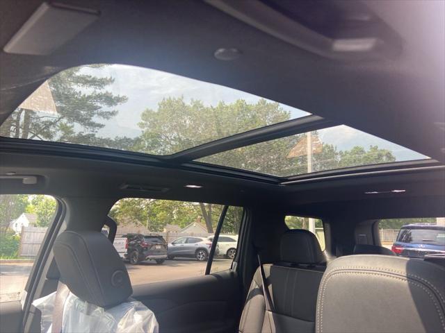 new 2025 Chevrolet Traverse car, priced at $59,160