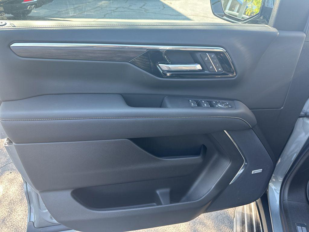 new 2026 Chevrolet Tahoe car, priced at $83,105