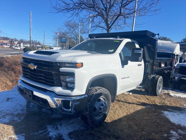 new 2025 Chevrolet Silverado 3500 car, priced at $50,143