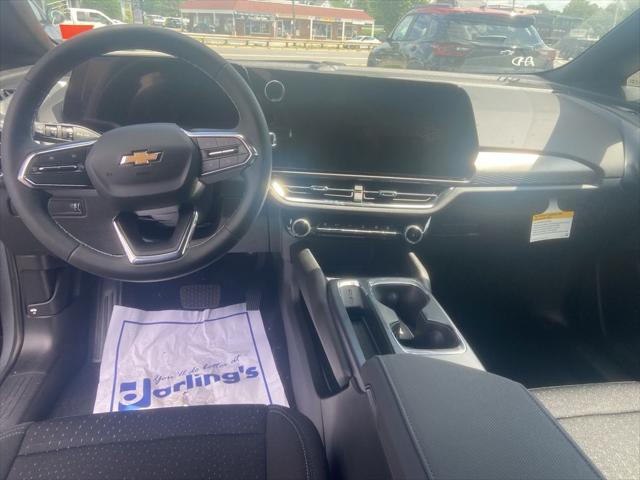 new 2025 Chevrolet Equinox EV car, priced at $35,290
